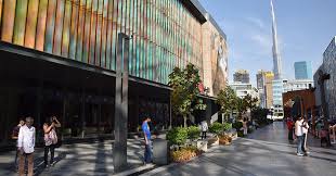 I like the city walk, it a nice architecture and good to chill and hang out. Dubai City Walk 2 Neri