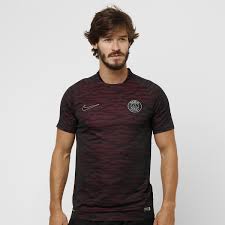 Kits e uniformes de times e seleções do brasil, europa e do mundo, feitos pela adidas, nike, puma, umbro e muitas outras marcas. Camiseta Nike Paris Saint Germain Flash Preto Vinho Netshoes