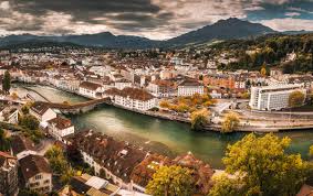 Szwajcaria, piękna o każdej porze roku, to idealne miejsce do wypoczynku. Lucerna Najpiekniejsze Miasto Szwajcarii Co Warto Zobaczyc W Lucernie