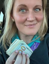 Had a SUPER Sunday Funday. This morning, I took Ryan to Boardwalk Bowl to  play in the arcade and to watch some of my friends bowl the Sunshine  Challenge TNBA tournament. While