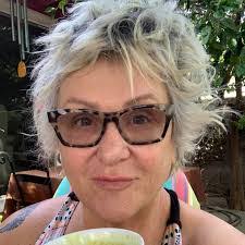 Marcy Kraft's Instagram, Twitter & Facebook