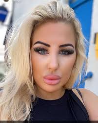 Roxanne Saunders (@roxannesaunders) · Instagram photos and Reels