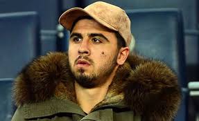 Check spelling or type a new query. Ozan Tufan Capslere Kizdi Benini Aldirdi