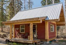 With a large covered porch that is perfect for entertaining and a carriage house around the back, this open plan home is packed with plenty of country charm including spectacular truss detail in the. Gallery A Post And Beam Cabin In The B C Woods Small House Bliss