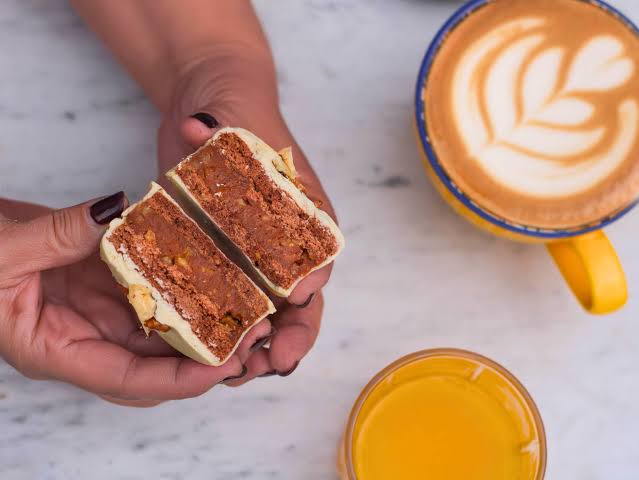 El alfajor artesanal: 8 lugares para probar sabores y preparaciones de  calidad y trayectoria - LA NACION
