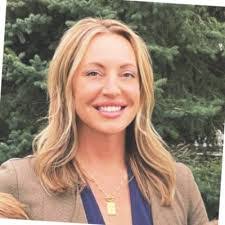 Heather Nowak's Instagram, Twitter & Facebook