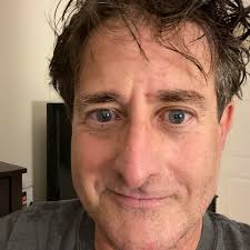 Question for my Vegas peeps! Can anyone recommend a very very very gentle  dentist? An acquaintance has some pretty severe dental issues, but is  hesitant to see a dentist because they are