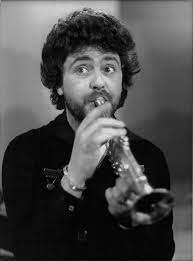 Certo, dagli anni '70, in italia sono state introdotte tecnologie avanzate, di provenienza aliena (usa) dagli anni '80, purtroppo sono nelle mani di medici criminali che ne stanno facendo un uso improprio: Beppe Grillo Compie 68 Anni Corriere It