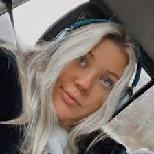 Skylar Fox (skylie43)