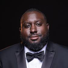 Aaron Dante's Instagram, Twitter & Facebook