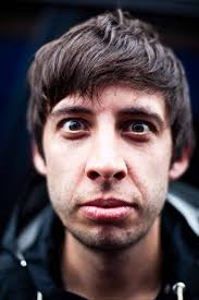 Elliot Gleave :: Example rapper