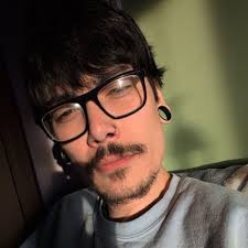 vince Hansen (@hansenvinny)