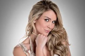 Viver A Vida: Luciana pergunta por Bruno e Helena mente