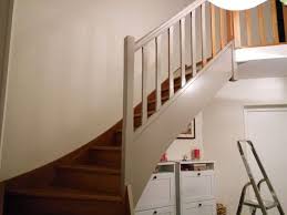 Comment Repeindre Facilement Un Escalier En Bois Forumbrico Peindre Escalier Bois Escalier Bois Repeindre Escalier