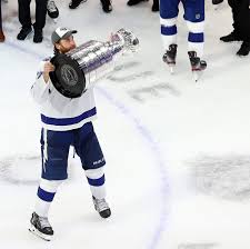 Contact master bedroom decorating ideas on messenger. Tampa Bay Lightning Win Stanley Cup In Pandemic Bubble The New York Times