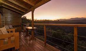 Hikers, golfers, runners, kayakers, and fishermen are known to be particularly fond of knysna in winter time. Cliffhanger Cottages Self Catering Accommodation Knysna Forest