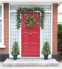 Mar 11, 2020 · modernize your facade with a trendy black front door, or go classic with a coat of navy blue. 50 Unique Christmas Door Decorations Ideas With Images