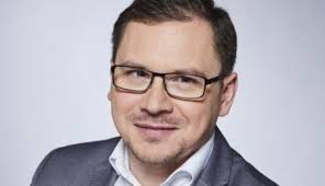 W przeszłości pasma te prowadzili jarosław kuźniar, igor sokołowski, jakub porada, paweł łukasik, anita werner oraz katarzyna werner. Posluchaj Podcastu Marta Perchuc Burzynska I Marta Kuligowska O Zaletach Biegania Tok Fm