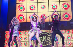 They were really close friends. Soy Luna Karol Und Ihre Skater Clique Rollen An Kultur Heute At