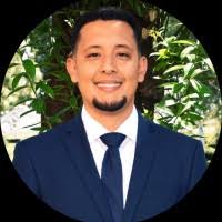 4200+ perfiles de «Castorena»