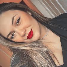 Does anyone know where I can find the Dubai chocolate ? Thank you