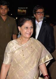 The Gorgeous Jayabachan Wearing A Goldensaree Along With Elegant Jewellery At Shatika We Admir Gold Silk Saree Bollywood Saree Blouse Designs Elegant Saree