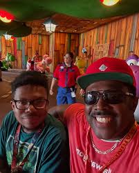 Janelle & Corey Hooks (@yallalwaysgone) • Instagram photos and videos