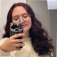 Emily Keene's Instagram, Twitter & Facebook