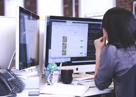 Vous savez travailler à partir de votre domicile et vous organiser? Travailler Sur Internet 22 Metiers Qu Il Est Possible De Faire