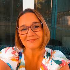 What is the name of an eye doctor who checks pressure?