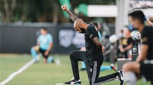 This biography profiles his childhood, life, football career, achievements and timeline. Thierry Henry Takes The Knee For Eight Minutes And 46 Seconds At Start Of Mls Match Eurosport