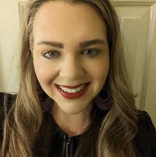 DoorDash driver survives after parents of 7 stab him and steal his car