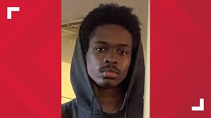 Austin police searching for 22-year-old man reported missing