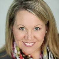 Lisa Blazek's Instagram, Twitter & Facebook