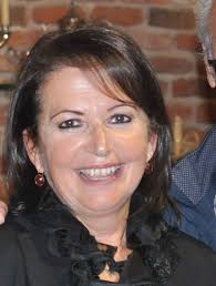 Εκδόσεις Άπαρσις. ΚΡΙΤΙΚΗ ΤΗΣ ΧΡΥΣΑΣ ΝΙΚΟΛΑΚΗ ΣΤΟ MAXMAG.GR