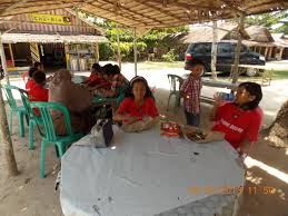 At the geographic centre of maritime southeast asia, in relation to major indonesian islands, it is located north of java, west of sulawesi, and east of sumatra. Gossip Spoiler Enggang Borneo Kemos Enggang Borneo Kemos Enggang Borneo Kemos Naga Dan Enggang Penghias Kota Dayak Follow Our Team As They Prepare The Orangutans For Release Back Into The