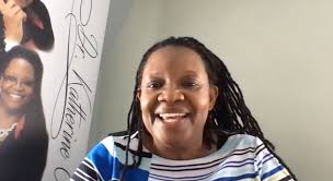 sites/113298/video/Xpl5sfZnRN22aFVDYYln_Testimonial_Giving_me_insights.mp4