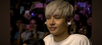 Freedom's first launch but has Kanashikute Lulululu** Kanashikute Lulululu  (Love is War ost) sounds like a Gundam Seed/Destiny music so i tried  inserting it