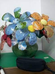 Ia termasuk untuk menghasilkan pakaian yang serba baru dan cantik. Hasil Kitar Semula Botol Plastik