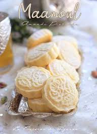 Recette Maamoul Petits Gateaux A La Farce Amandes Pistaches Recette En 2020 Recette Maamoul Idee Recette Facile Alimentation