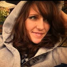 Emily Jo Evans (@BirdieInk)