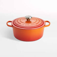 Carbon steel stock pot in flame and le creuset® 10 qt. Le Creuset Signature 5 5 Qt Flame Round Dutch Oven Reviews Crate And Barrel