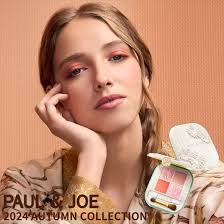 Amazon.com : Paul & Joe Eye Color Palette 02 Summer Pareo, Four Colors  Powder Eye Shadows, Green, Blue, White, Brown 0.14 oz : Beauty & Personal  Care
