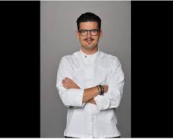 Top chef est de retour, ce mercredi 19 février, pour une onzième saison. Television Top Chef Saison 9 Et Le Grand Gagnant Est