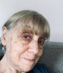 Naomi Morse's Instagram, Twitter & Facebook