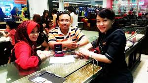 Bandar tun hussein onn is situated exactly at the boundary of kajang and balakong. Wah Chan Aeon Big Bandar Tun Hussein Onn Thank You So Much Our Dearest Couple Kak Linda With Her Husband Posing With Our Wah Bandar Tun Hussein Onn Linda