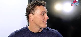 Woody allen, filmde, radyonun 1940'lı yılların toplumsal yaşantısında ne denli önemli bir rol oynadığının altını çiziyor esas olarak. Are The Cones A Metaphor Well Yes And No Tumblr Blog Gallery