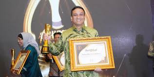 Wali Kota Aaf Sabet Penghargaan dari Jawa Pos Radar Semarang