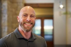 Cameron Privett's Instagram, Twitter & Facebook