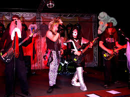 If the page doesn't fully load, refresh the page and try again. Perfekte Illusion Beim Classic Rock Battle Kamp Lintfort